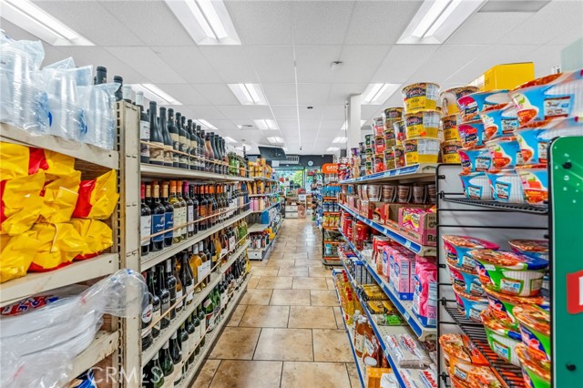 3200 Mission Avenue, Oceanside CA: https://media.crmls.org/medias/6222b3cf-477f-48f4-9e9e-e82819687ef3.jpg