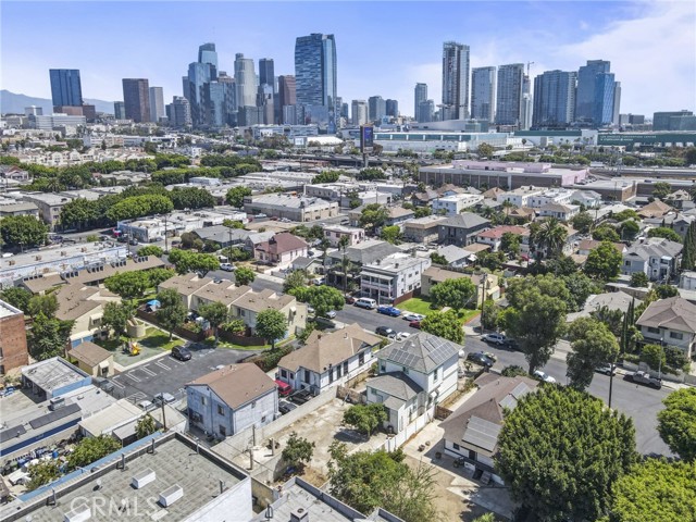 1353 Toberman Street, Los Angeles, California 90015, 4 Bedrooms Bedrooms, ,1 BathroomBathrooms,Single Family Residence,For Sale,Toberman,TR24127345