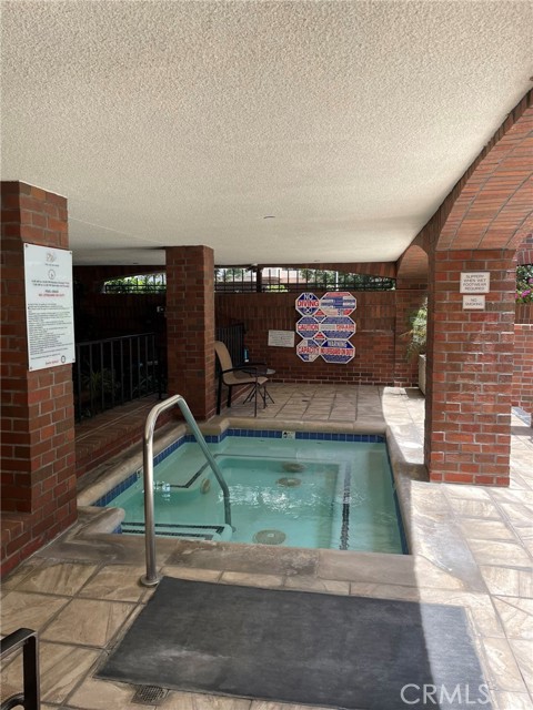 Detail Gallery Image 28 of 32 For 200 N Swall Dr #L252,  Beverly Hills,  CA 90211 - 2 Beds | 2 Baths