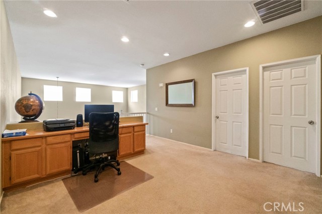 Detail Gallery Image 23 of 43 For 44516 Camolin Ln, Lancaster,  CA 93534 - 5 Beds | 3 Baths