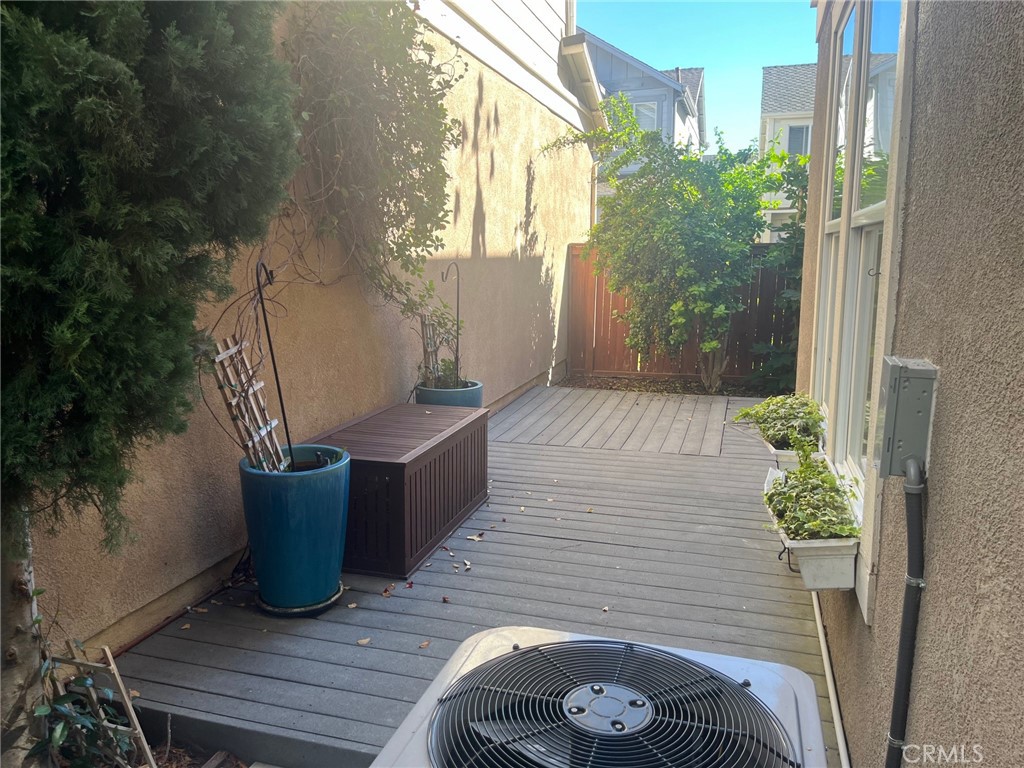 MLS #OC25257787 image #43