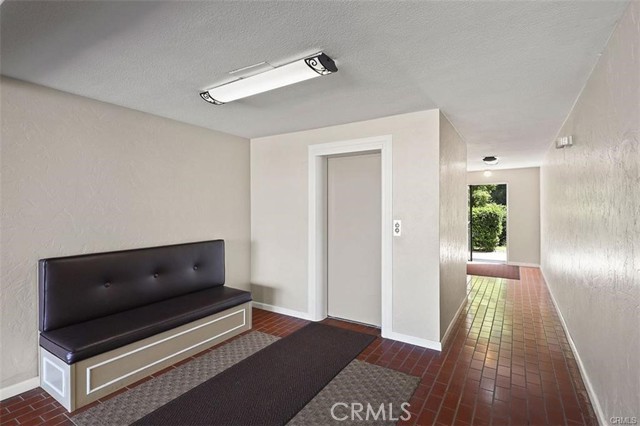 Detail Gallery Image 30 of 46 For 1360 G Shadow Ln #G,  Fullerton,  CA 92831 - 2 Beds | 2 Baths