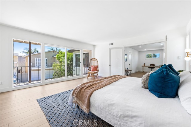 5309 E Appian Way, Long Beach CA: https://media.crmls.org/medias/62254e6a-ead5-409f-9bbb-1d381b4646b7.jpg