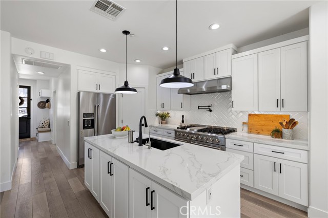 7 Bluewing Lane, Ladera Ranch CA: https://media.crmls.org/medias/622594fb-dec4-4b44-8c4c-56946ba4b4bb.jpg
