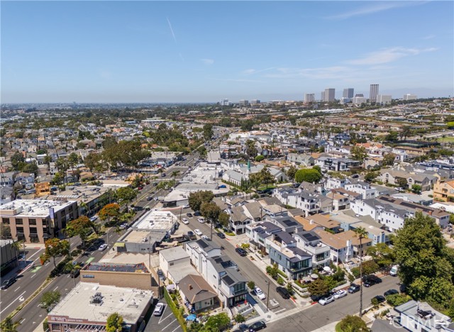 Detail Gallery Image 58 of 64 For 521 1/2 Iris Ave, Corona Del Mar,  CA 92625 - 2 Beds | 2/1 Baths