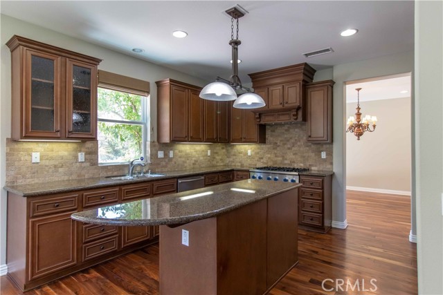 Detail Gallery Image 20 of 41 For 4684 Luna Ct, Calabasas,  CA 91302 - 4 Beds | 4/1 Baths
