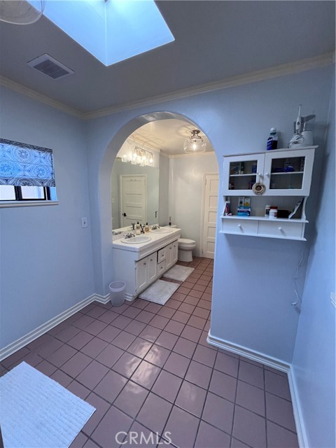 609 Hillcrest Street, El Segundo CA: https://media.crmls.org/medias/6226fe58-431f-403d-b444-dfc52a81d886.jpg