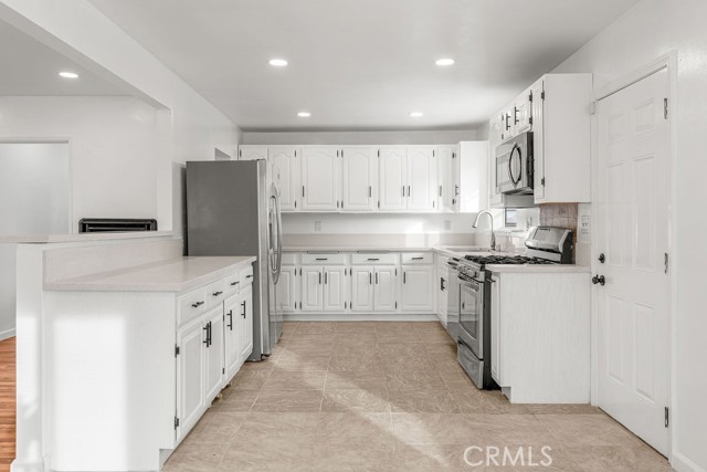 Detail Gallery Image 10 of 32 For 20904 La Salle Ave, Torrance,  CA 90501 - 3 Beds | 1 Baths