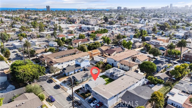 765 Loma Avenue, Long Beach CA: https://media.crmls.org/medias/622769db-acbe-4939-97f8-9db3e10e72c0.jpg