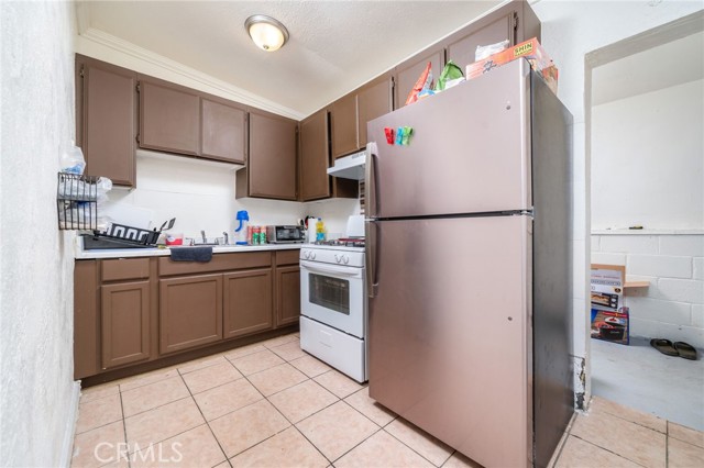 Detail Gallery Image 23 of 66 For 11986 White Ave, Adelanto,  CA 92301 - 4 Beds | 3 Baths