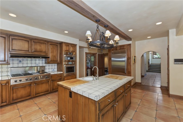 Detail Gallery Image 23 of 64 For 28324 Somerset Ln, Lake Arrowhead,  CA 92352 - 4 Beds | 4/1 Baths
