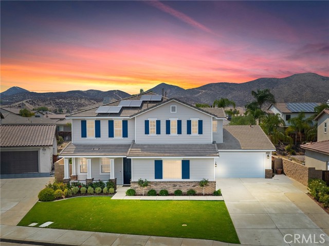 28481 Scenic Bay Cove, Menifee CA: https://media.crmls.org/medias/62292869-9fe7-46ad-88c9-630ea20a3904.jpg