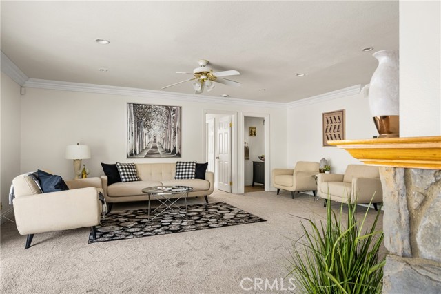 2545 E Lark Ellen Lane, Anaheim CA: https://media.crmls.org/medias/62299c7b-4763-49fd-ac62-5d985f17d153.jpg