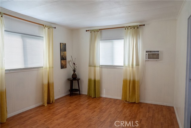 Detail Gallery Image 3 of 13 For 250 N Linden Ave #248,  Rialto,  CA 92376 - 3 Beds | 2 Baths