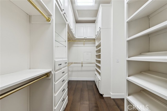 Detail Gallery Image 24 of 61 For 4918 W Bluff, Fresno,  CA 93722 - 5 Beds | 3/1 Baths