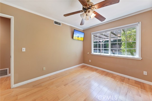 22440 Schoolcraft St., West Hills CA: https://media.crmls.org/medias/622a1423-15fd-4cb3-b85e-1dfd191c5063.jpg