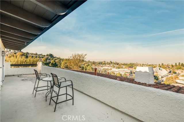 62 Aspen Way, Rolling Hills Estates, California 90274, 3 Bedrooms Bedrooms, ,2 BathroomsBathrooms,Residential,Sold,Aspen,SB22244010