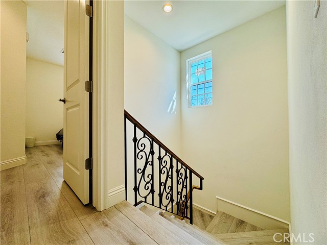 Detail Gallery Image 13 of 35 For 118 N Allen Ave #5,  Pasadena,  CA 91106 - 3 Beds | 3 Baths