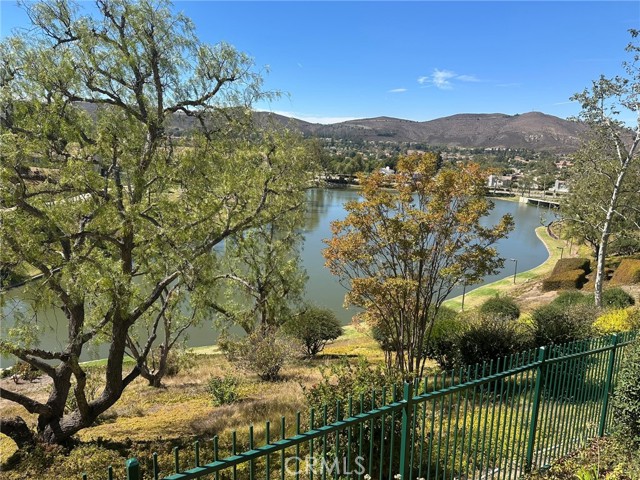 287 Goldenwood Circle, Simi Valley CA: https://media.crmls.org/medias/622aed0e-5e6d-41d0-bc26-5a3c67f0404d.jpg