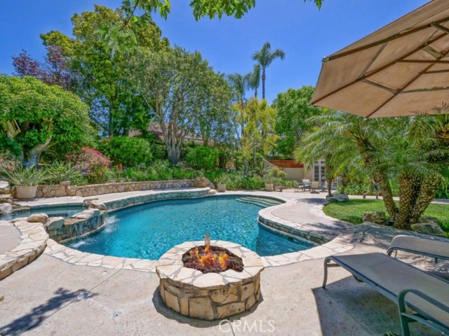 7 Country Meadow Road, Rolling Hills Estates, California 90274, 4 Bedrooms Bedrooms, ,3 BathroomsBathrooms,Residential,Sold,Country Meadow,PV22126276
