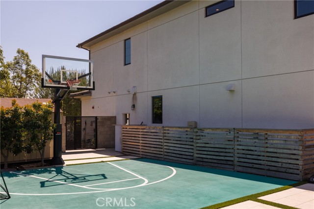 Detail Gallery Image 34 of 41 For 51 Hartman, Irvine,  CA 92618 - 5 Beds | 5/2 Baths