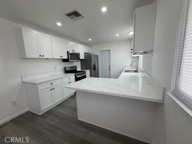 Detail Gallery Image 7 of 25 For 31060 Balsa, Barstow,  CA 92311 - 3 Beds | 2 Baths