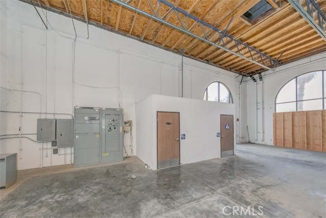 4825 Rivergrade Road, Irwindale, California 91706, ,Commercial Sale,For Sale,4825 Rivergrade Road,CRAR22110030