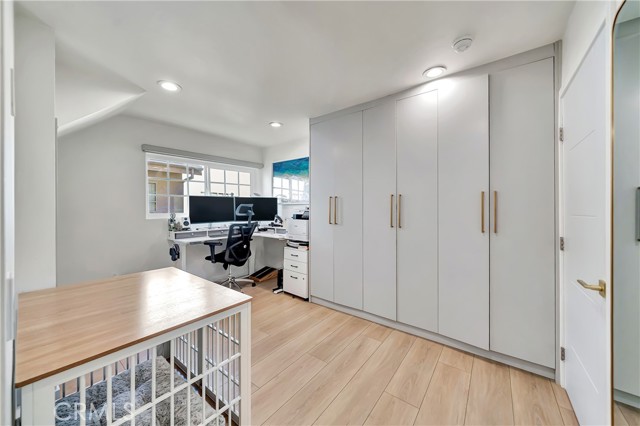 Detail Gallery Image 19 of 52 For 14727 Magnolia Bld #126,  Sherman Oaks,  CA 91403 - 2 Beds | 2/1 Baths