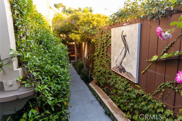 Detail Gallery Image 26 of 35 For 464 Bent St #B,  Laguna Beach,  CA 92651 - 1 Beds | 1 Baths