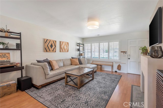 Detail Gallery Image 5 of 37 For 224 S Norfolk St, San Mateo,  CA 94401 - 3 Beds | 2 Baths