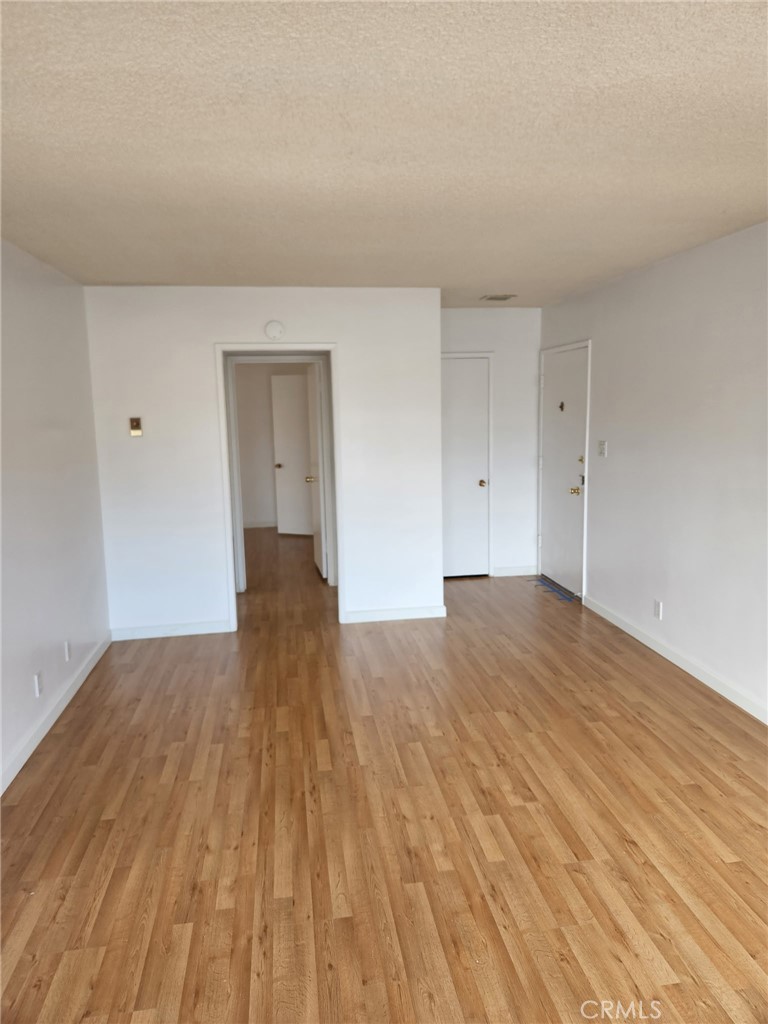1525 E 2nd Street #6