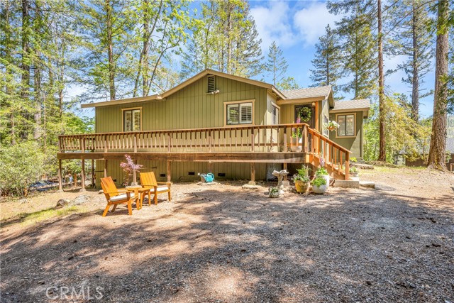 17380 Parnassus Drive, Cobb CA: https://media.crmls.org/medias/622ec0ab-8d4a-49fb-8889-88b8c36a7501.jpg