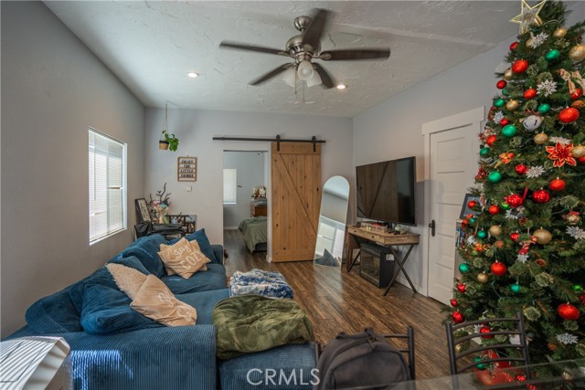 Detail Gallery Image 18 of 29 For 416 Lime, Long Beach,  CA 90802 - – Beds | – Baths