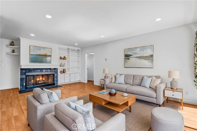 Detail Gallery Image 6 of 26 For 1840 Camden #202,  Los Angeles,  CA 90025 - 1 Beds | 1 Baths