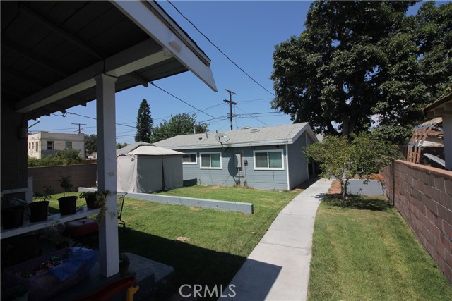 1027 46th  Los Angeles CA 90037