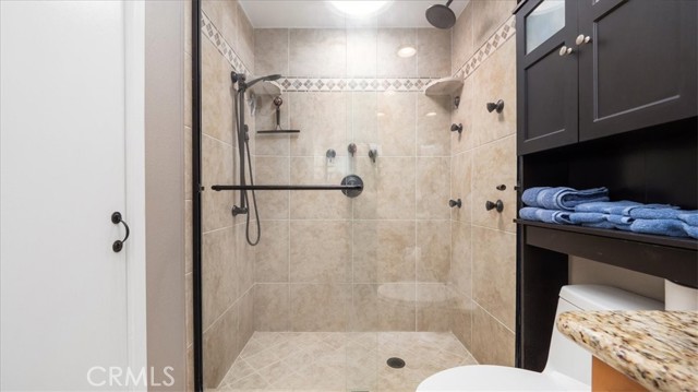 8356 Bella Vista Drive, Rancho Cucamonga CA: https://media.crmls.org/medias/6230d6fe-12eb-4443-aa95-93f2b23b4e56.jpg