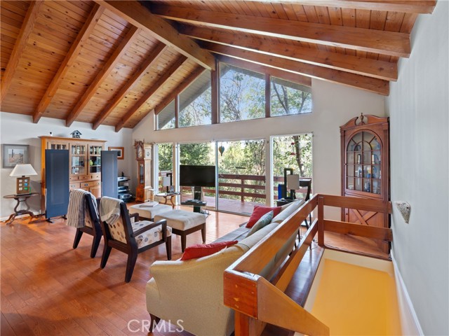 Detail Gallery Image 7 of 40 For 438 Valley Rd, Crestline,  CA 92325 - 3 Beds | 2 Baths