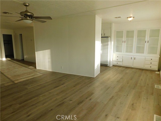 2230 Lake Park Drive, San Jacinto CA: https://media.crmls.org/medias/62320084-19de-4d5a-8e58-42e25c4b1e3b.jpg