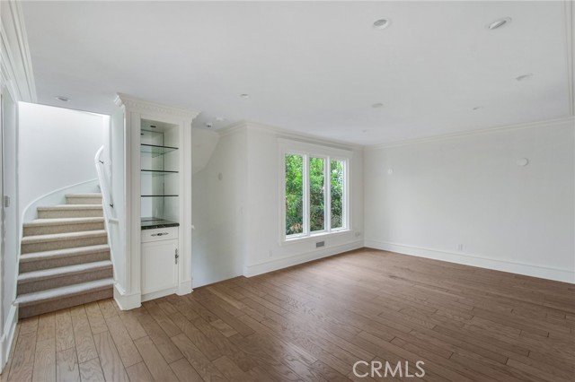Detail Gallery Image 17 of 48 For 2163 Crestview Dr, Laguna Beach,  CA 92651 - 3 Beds | 2/1 Baths