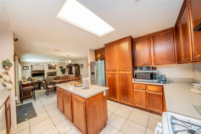 Detail Gallery Image 27 of 60 For 838 Classic Ave, Beaumont,  CA 92223 - 4 Beds | 3 Baths