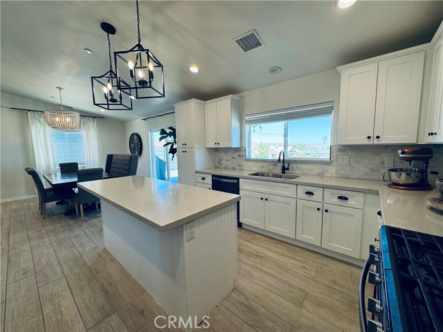 Detail Gallery Image 14 of 34 For 57780 San Andreas Rd, Yucca Valley,  CA 92284 - 4 Beds | 2 Baths