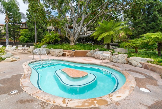 Detail Gallery Image 42 of 49 For 2577 Plaza Del Amo #730,  Torrance,  CA 90503 - 3 Beds | 2/1 Baths