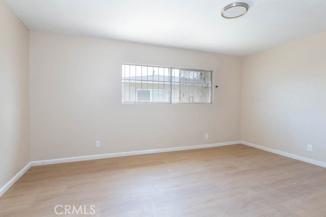 Detail Gallery Image 5 of 9 For 3711 W 110th, Inglewood,  CA 90303 - 2 Beds | 2 Baths