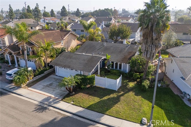 Detail Gallery Image 2 of 30 For 10928 El Domino, Fountain Valley,  CA 92708 - 3 Beds | 2 Baths