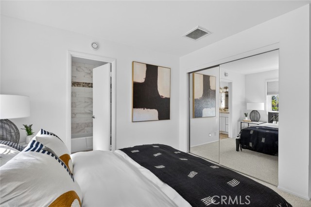 Detail Gallery Image 28 of 33 For 1074 Buckingham, Newport Beach,  CA 92660 - 2 Beds | 2/1 Baths