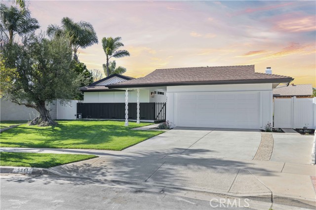 5841 Ghent Dr, Huntington Beach, CA 92649