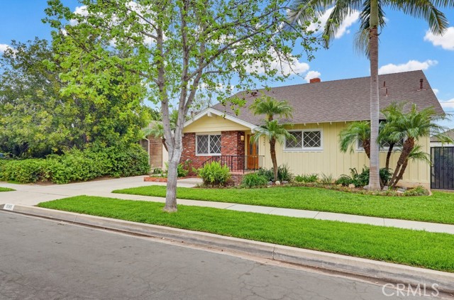 Detail Gallery Image 3 of 74 For 5346 E Flagstone St, Long Beach,  CA 90808 - 4 Beds | 3 Baths