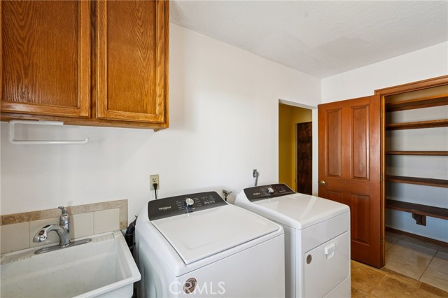 Detail Gallery Image 27 of 35 For 16055 Saint Timothy Rd, Apple Valley,  CA 92307 - 3 Beds | 3 Baths