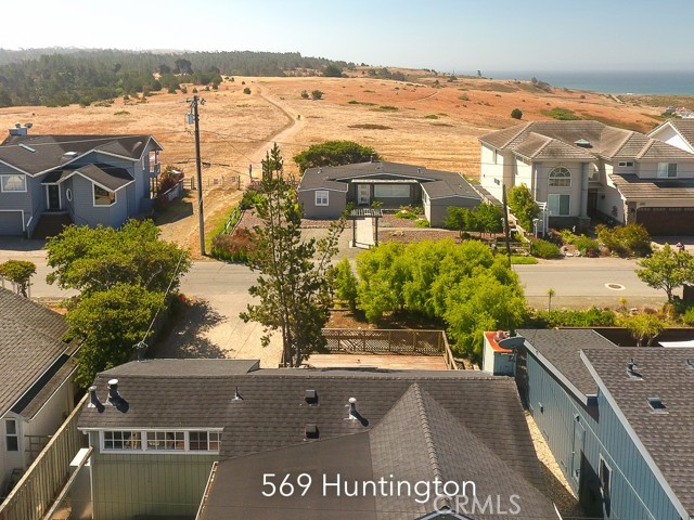 Detail Gallery Image 7 of 35 For 569 Huntington Rd, Cambria,  CA 93428 - 3 Beds | 2 Baths