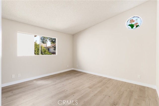 Detail Gallery Image 16 of 21 For 11384 Dronfield #36,  Pacoima,  CA 91331 - 3 Beds | 3 Baths